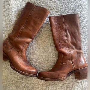 Frye Brown Leather Campus Boot size 10 M women’s - barely worn perfect for fall